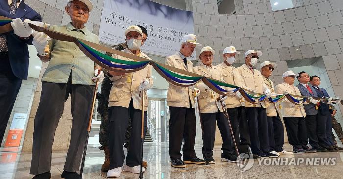 [자유시대] 국군포로의 죽음 앞에서, 더 이상 차별은 없어야  출처: 리베르타임즈 (www.libertimes.kr) 기사 이미지